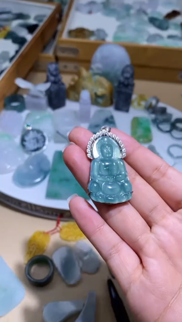 未镶嵌定制翡翠挂件