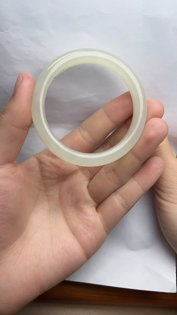 【闪购商品】和田玉手镯未镶嵌53/54圈口kk