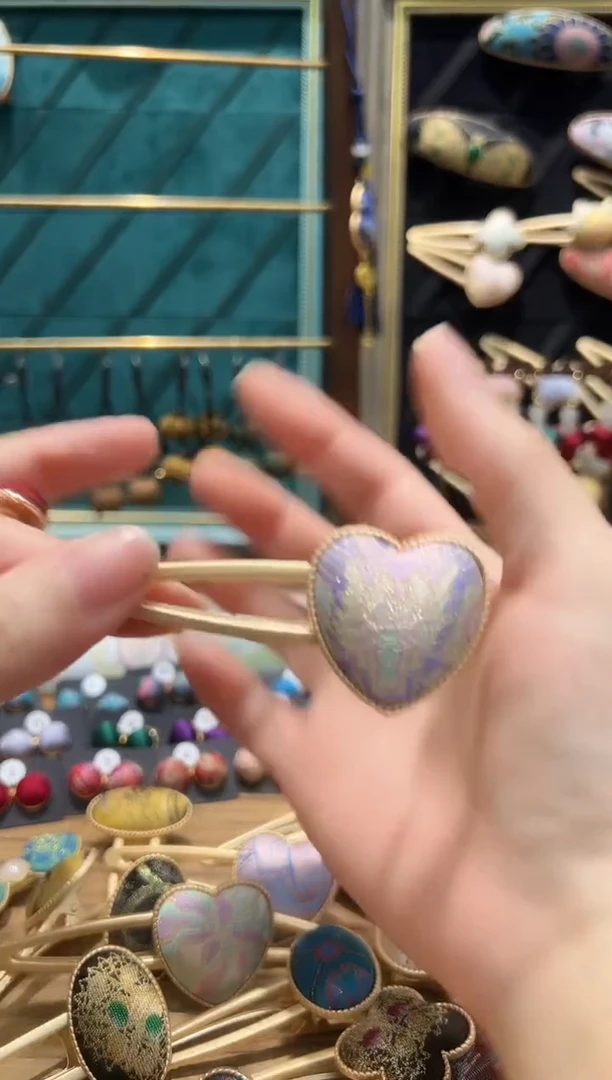 【闪购商品】【一物一拍车】龙凤穿莲龙花位爱心发夹