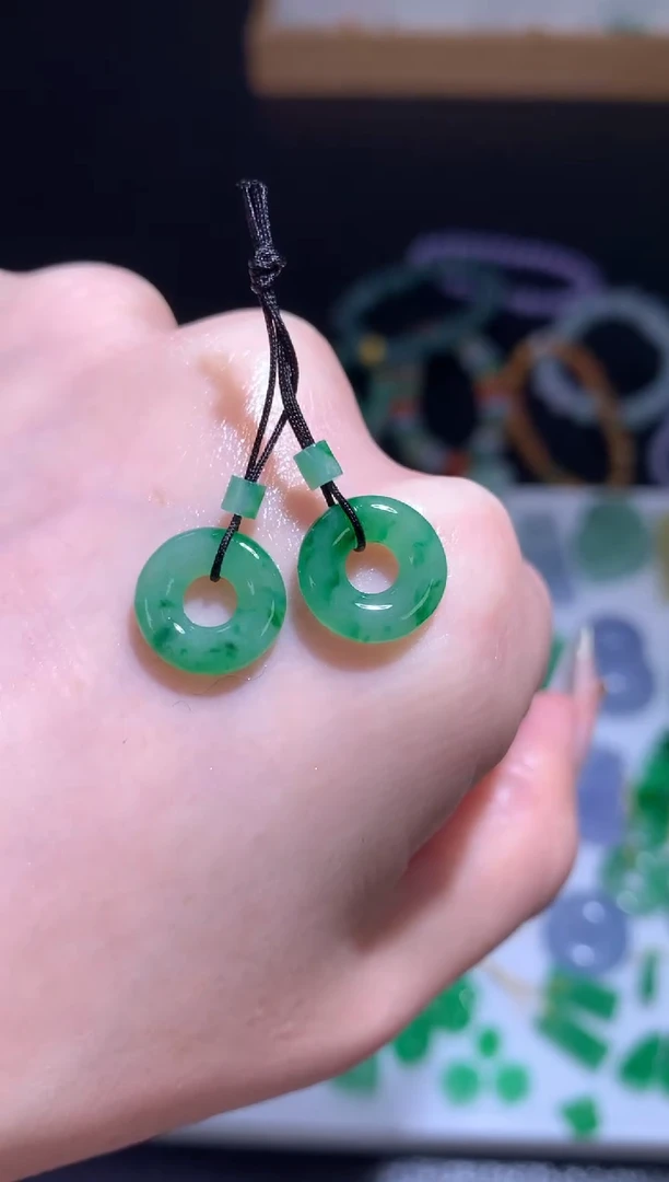 未镶嵌定制翡翠甜甜圈