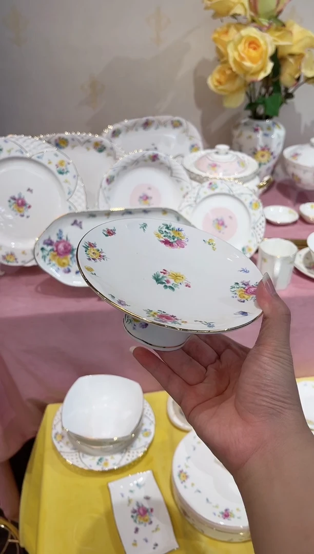 36%以上骨粉骨瓷高脚果盘