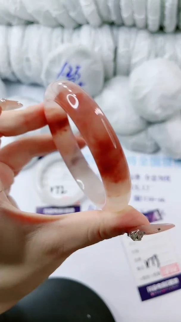 【闪购商品】石英质玉手镯未镶嵌多样性发货V73