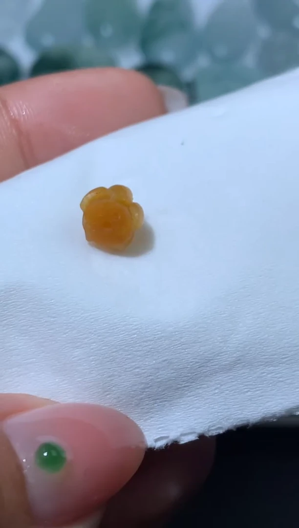 未镶嵌定制翡翠毛货