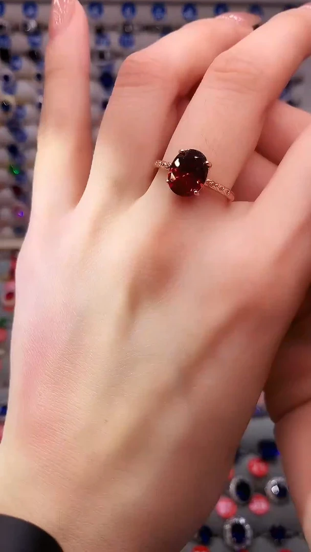 【闪购商品】石榴石戒指银S925镶嵌11111