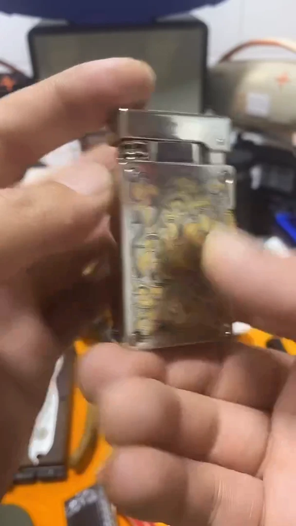 瓷片闪购商品 如图所示
