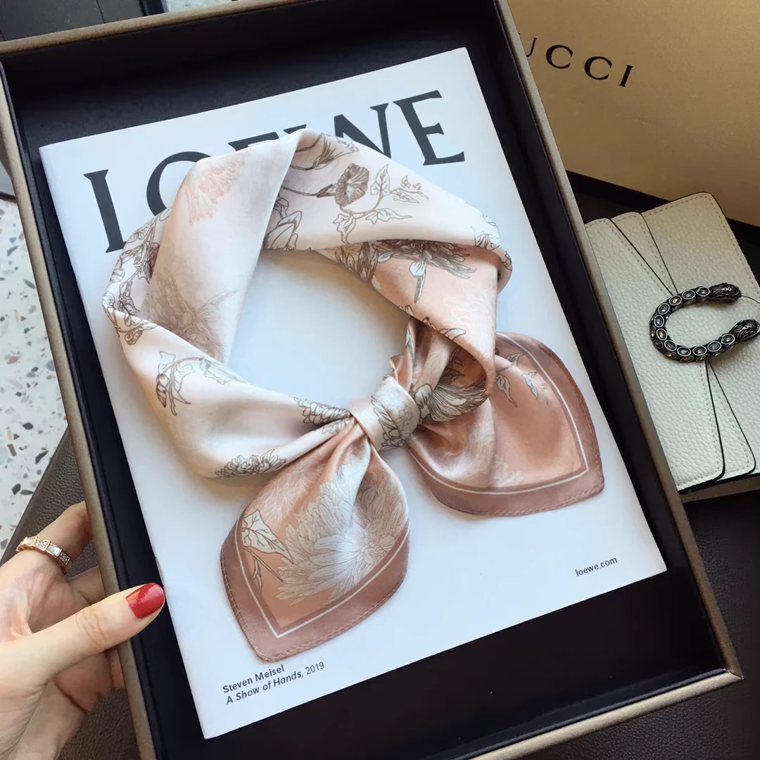 不掉色荷花欧美风成人保暖丝巾双层ins时尚洋气春秋