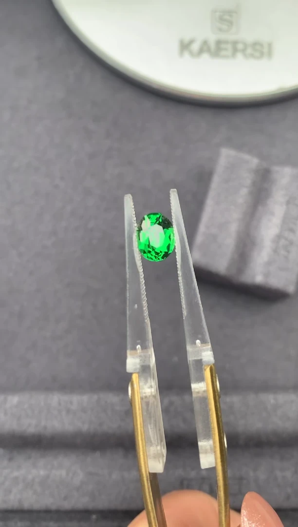 未镶嵌裸石石榴石（沙弗莱）1.2ct 沙弗莱 定制  FA