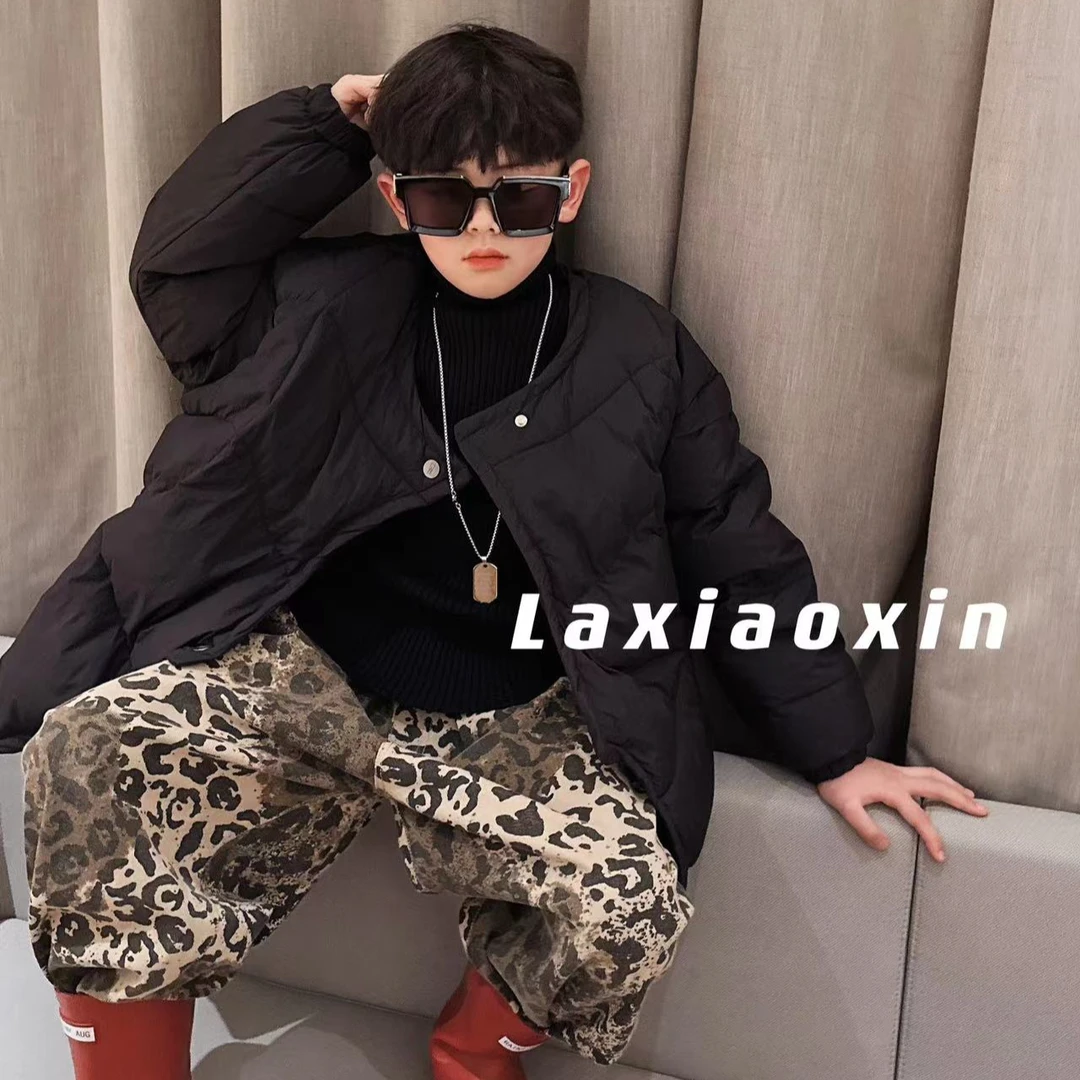【超酷黑武士】设计款羽绒服，模特穿150