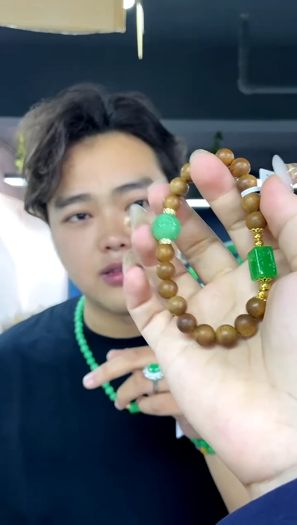 未镶嵌手链翡翠多样性发其一颜色微差