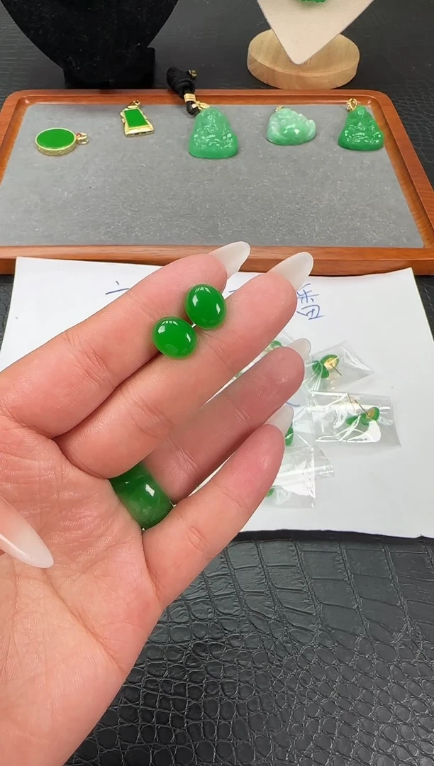 未镶嵌翡翠耳饰蛋面耳钉