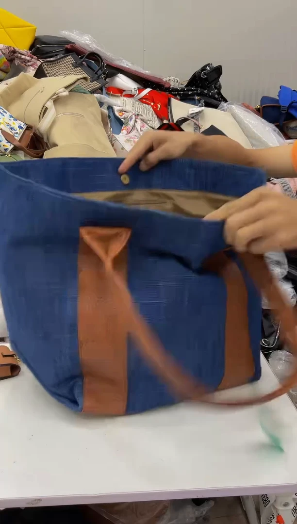 PU工厂外贸库存尾货瑕疵女士包