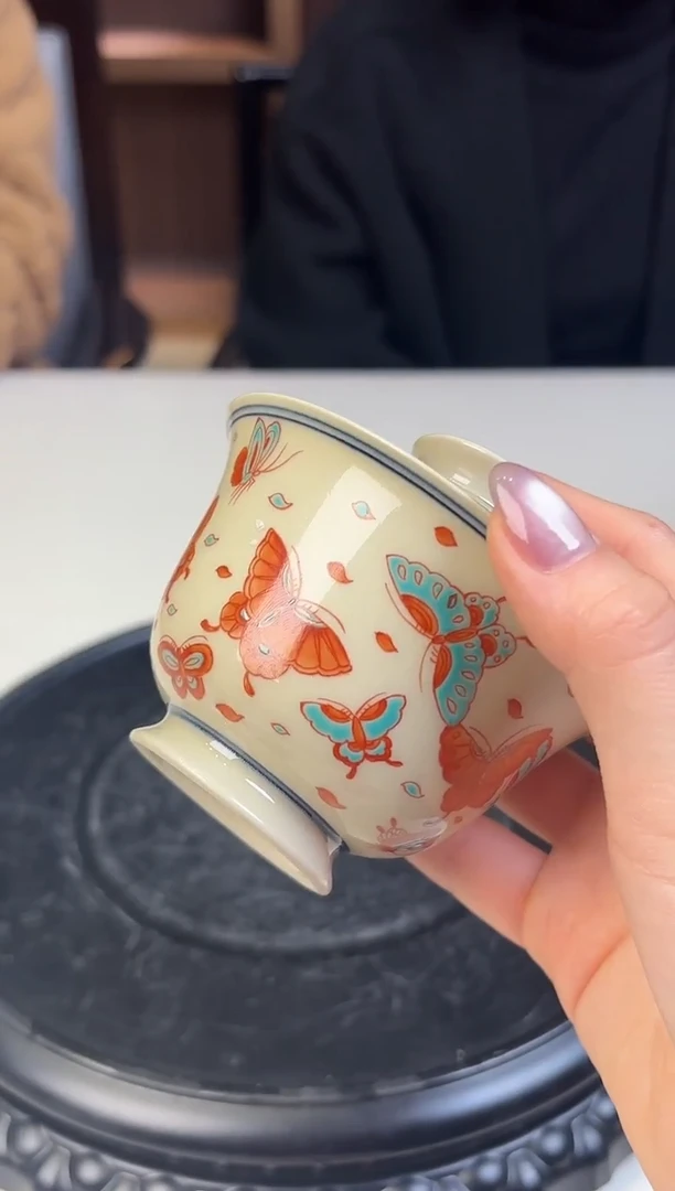 摆件陶瓷成龙红绿彩百蝶两才盖碗