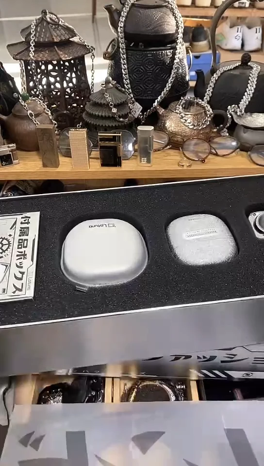 瓷片闪购商品  如图所示