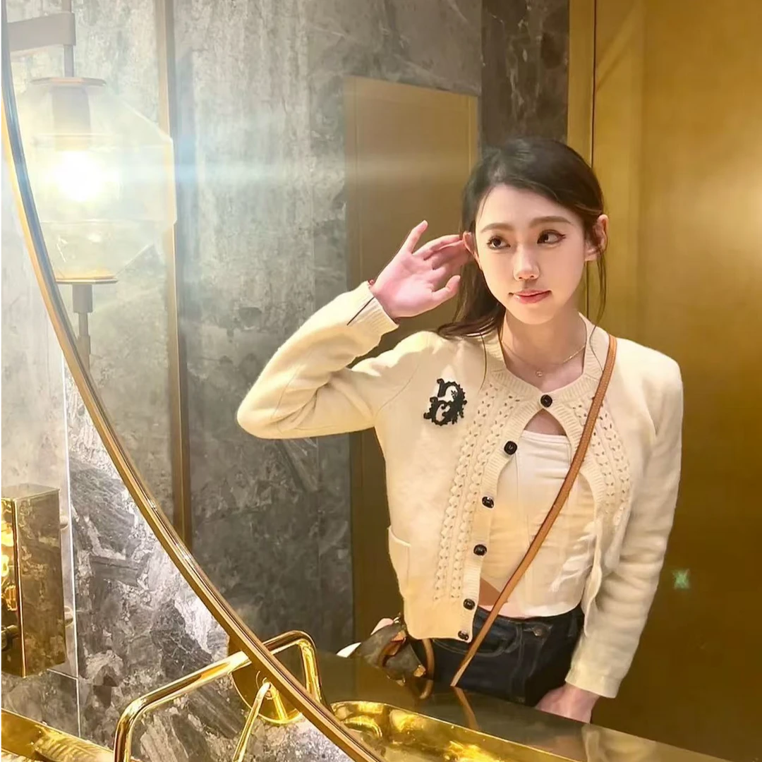 99新 GUCCI/古驰 针织刺绣图案毛绒衫L码