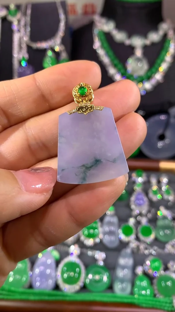 吊坠(不含链)18K金镶嵌翡翠无事牌