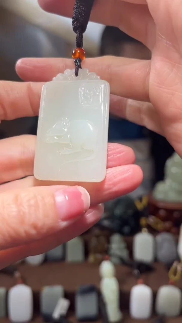 颈饰未镶嵌和田玉`