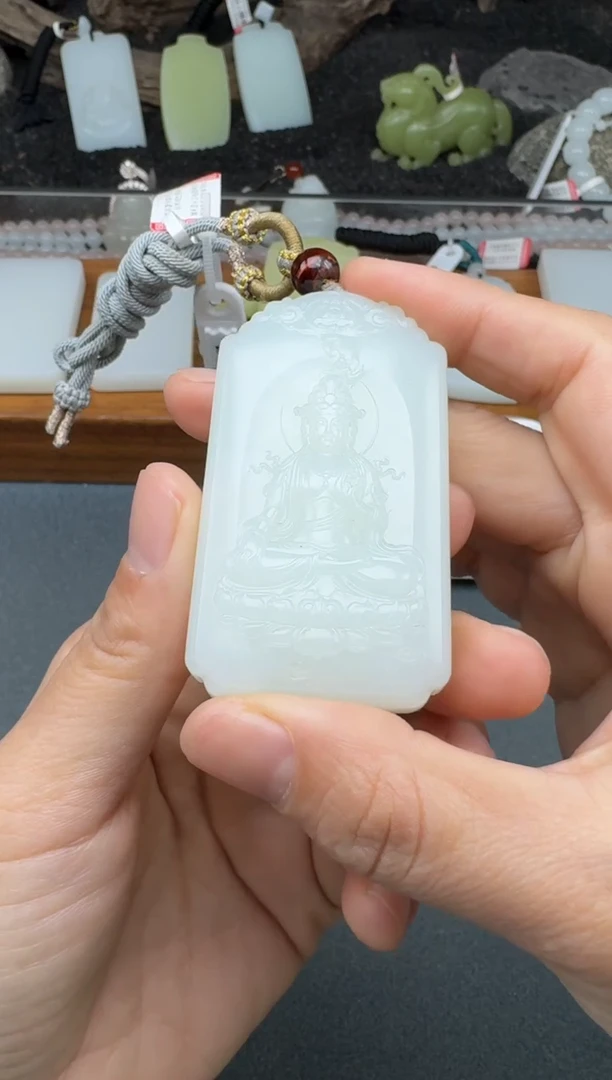 颈饰未镶嵌和田玉2