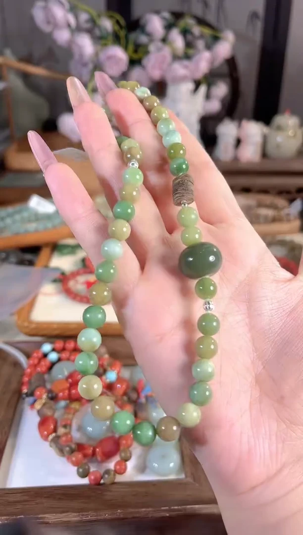 银S925镶嵌手链和田玉多样性发其一