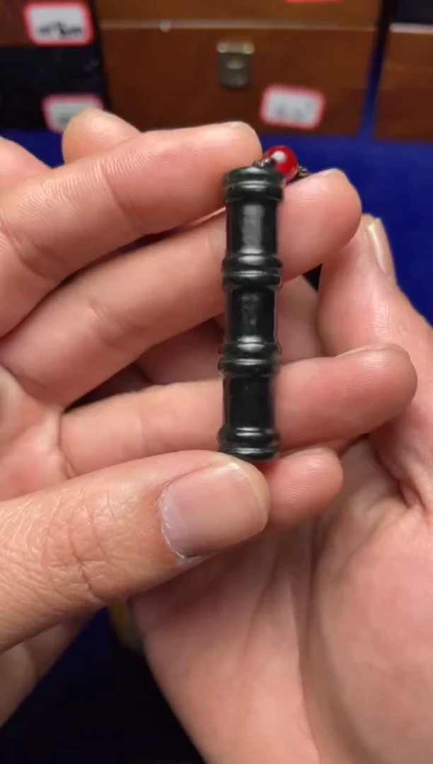 未镶嵌和田玉挂件霸***！和田玉