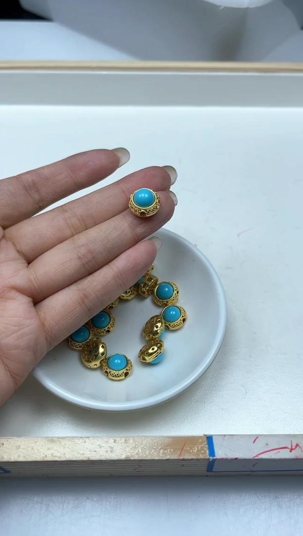 玛瑙/玉髓散珠合金M860 合琻 蓝圆盒子 5个9.9元