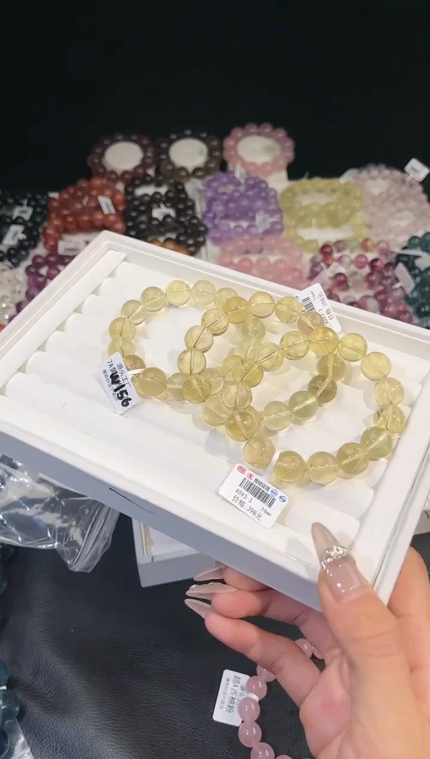 【闪购商品】水晶手链未镶嵌多样性发一黄泡泡14mm