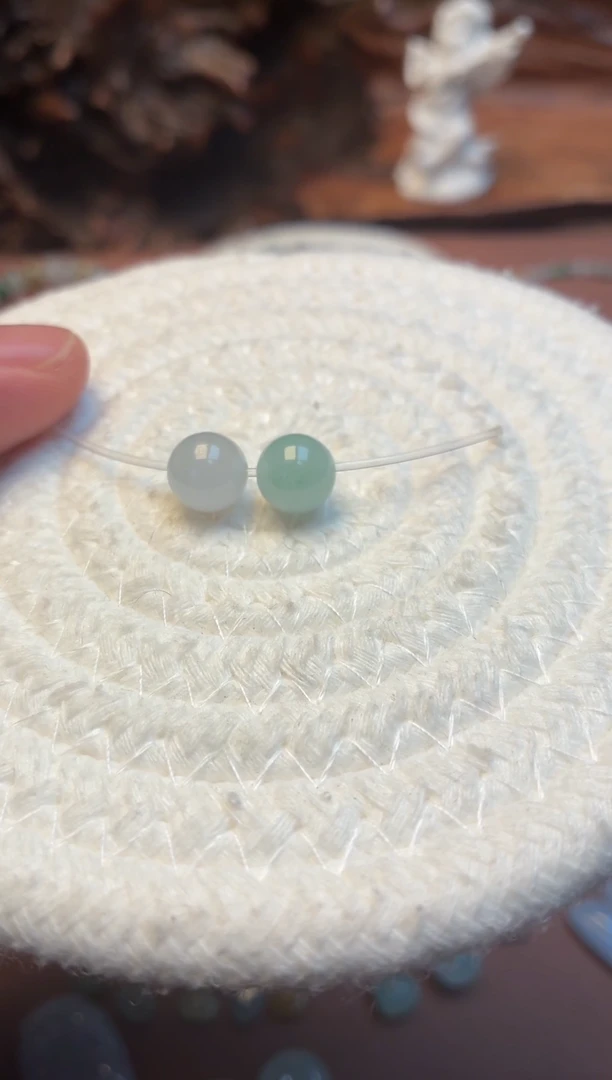 散珠翡翠春彩搭配卡8.8