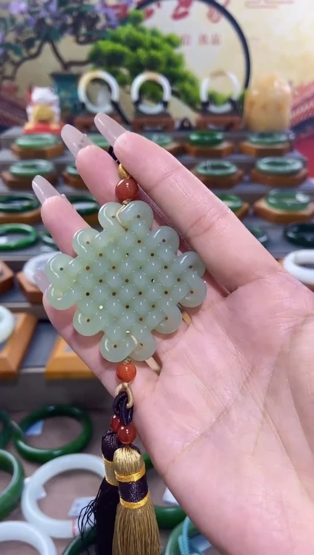 【闪购商品】和田玉挂件未镶嵌晴水挂件