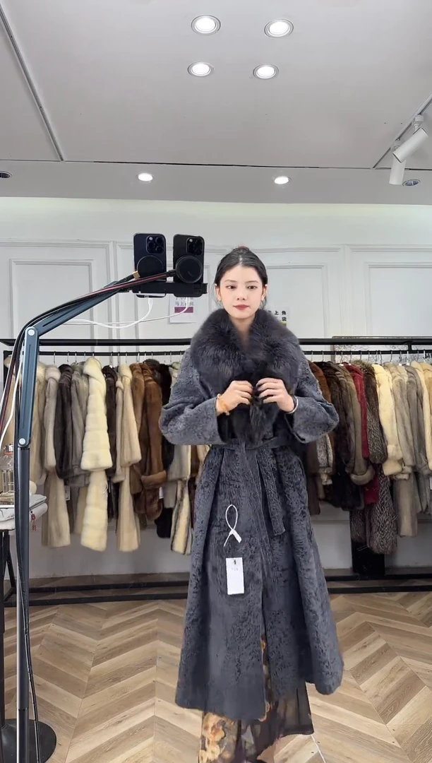 媛媛进口中古皮草