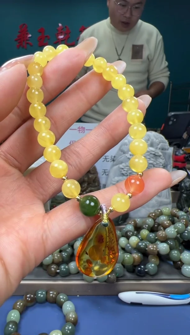 【闪购商品】琥珀颈饰未镶嵌蜜蜡多样性发货拍一发一