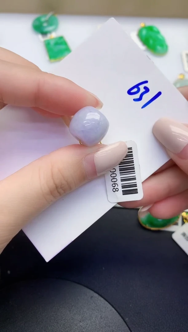 颈饰未镶嵌翡翠缅甸天然翡翠A货