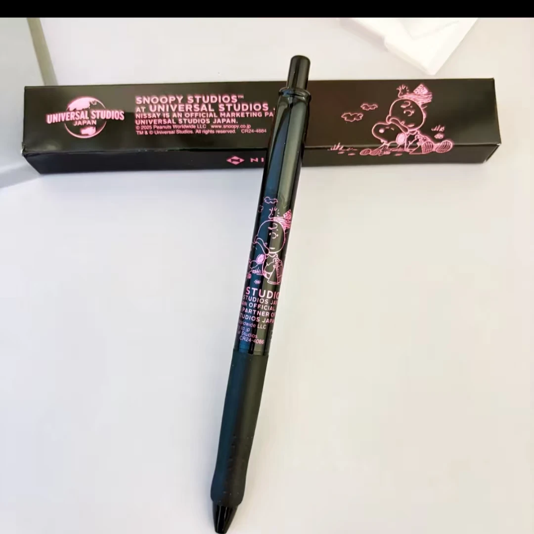 日本百乐pilot限定环球影城大笔夹史努比姆明黑色中油笔多功能笔