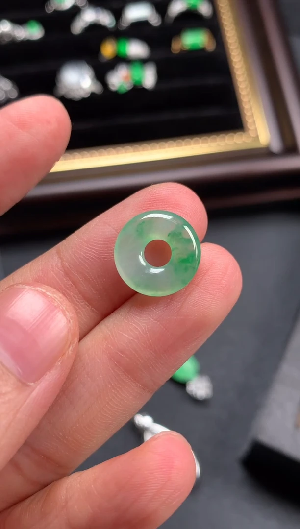 颈饰未镶嵌翡翠缅甸翡翠甜甜圈约13 2.6