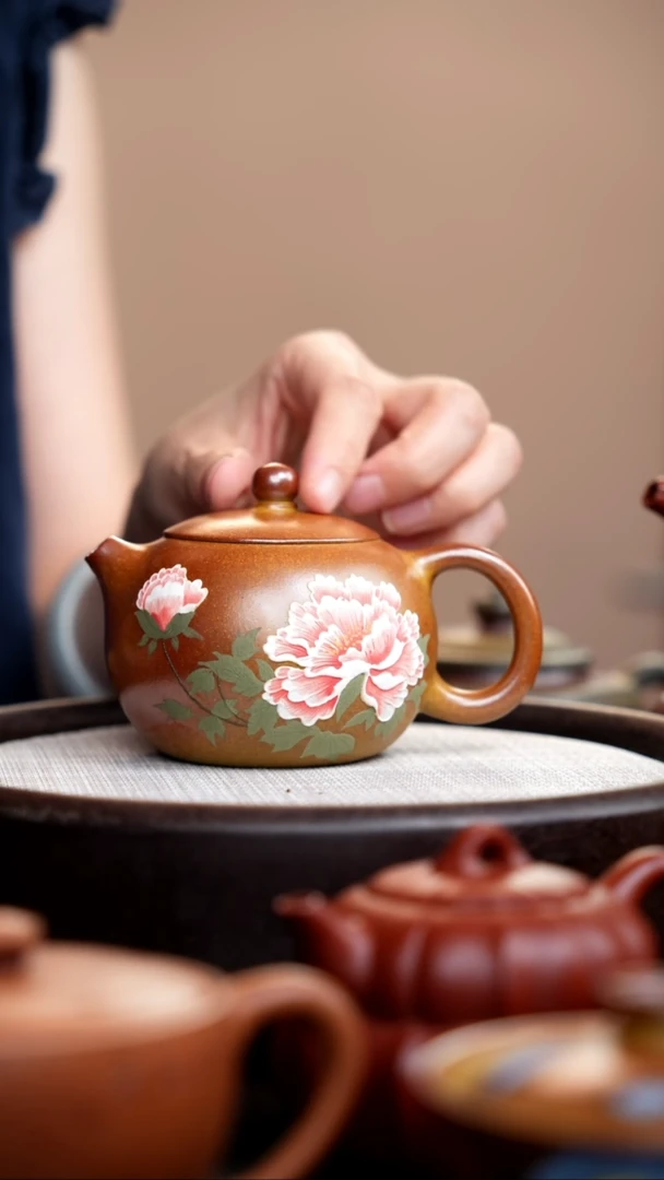 茶壶紫砂柴烧西施泥绘牡丹