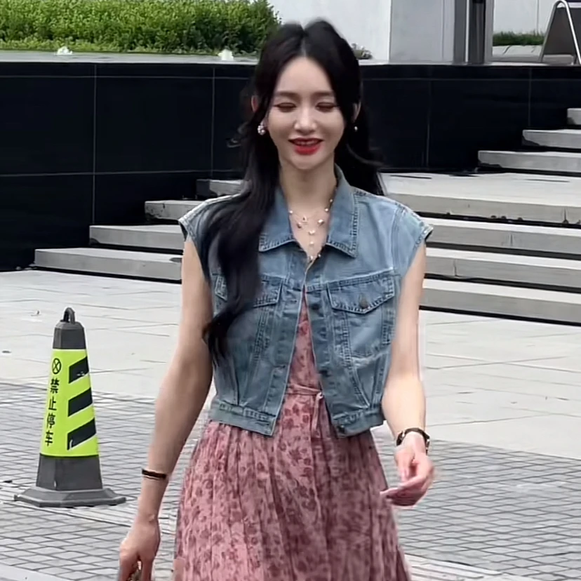 薄款飞飞袖牛仔衬衫小外套女2025春夏季新款休闲时尚披肩上衣