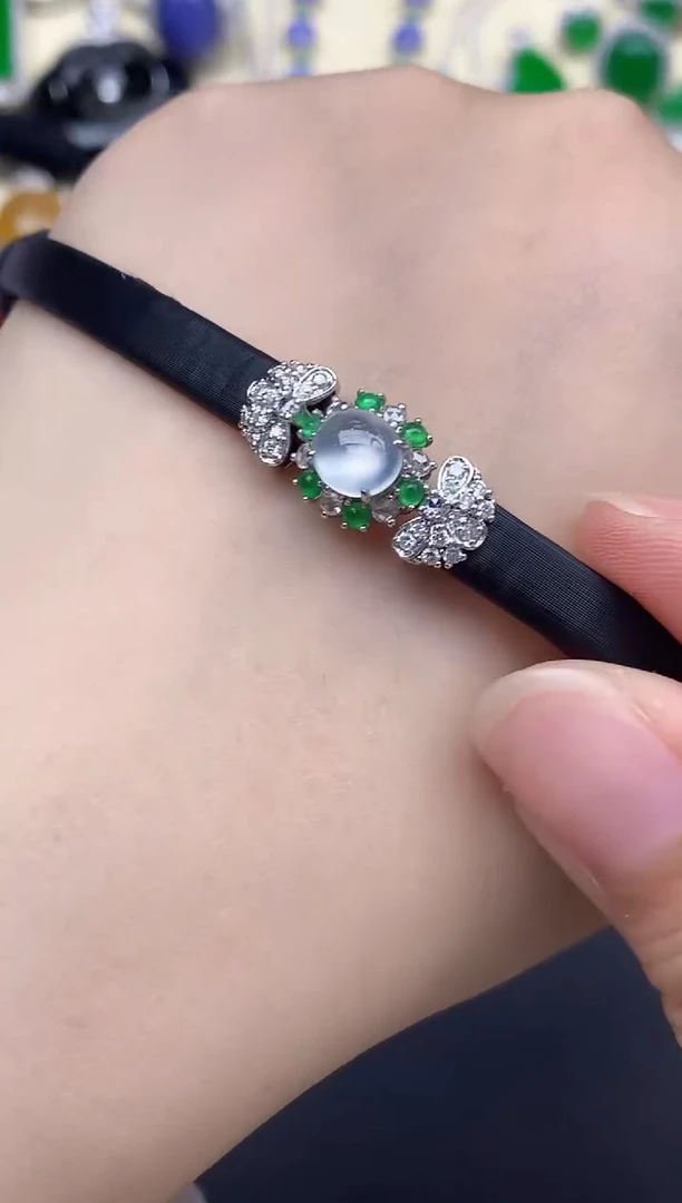 颈饰18K金镶嵌翡翠318-中国好珍宝