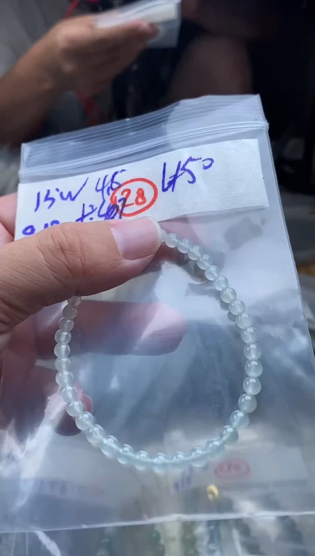 未镶嵌定制翡翠天然缅甸翡翠多样性