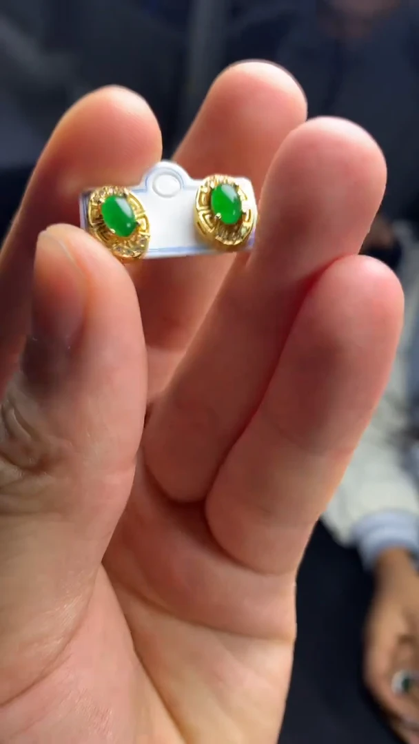 【闪购商品】翡翠耳饰未镶嵌0984701146/多样性发一