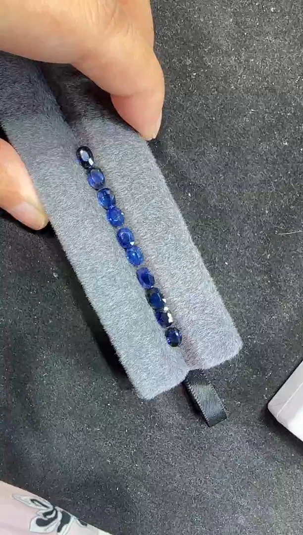 定制蓝宝石定制未镶嵌g****1无烧皇家蓝天然十颗