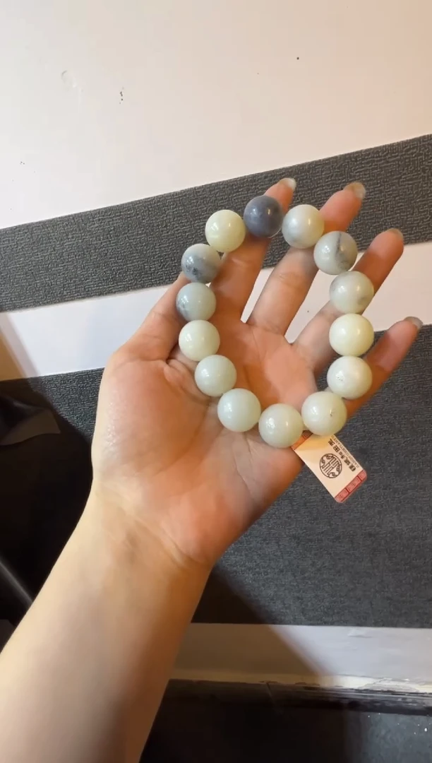 未镶嵌手链和田玉汉****S青花手串（产地直发）