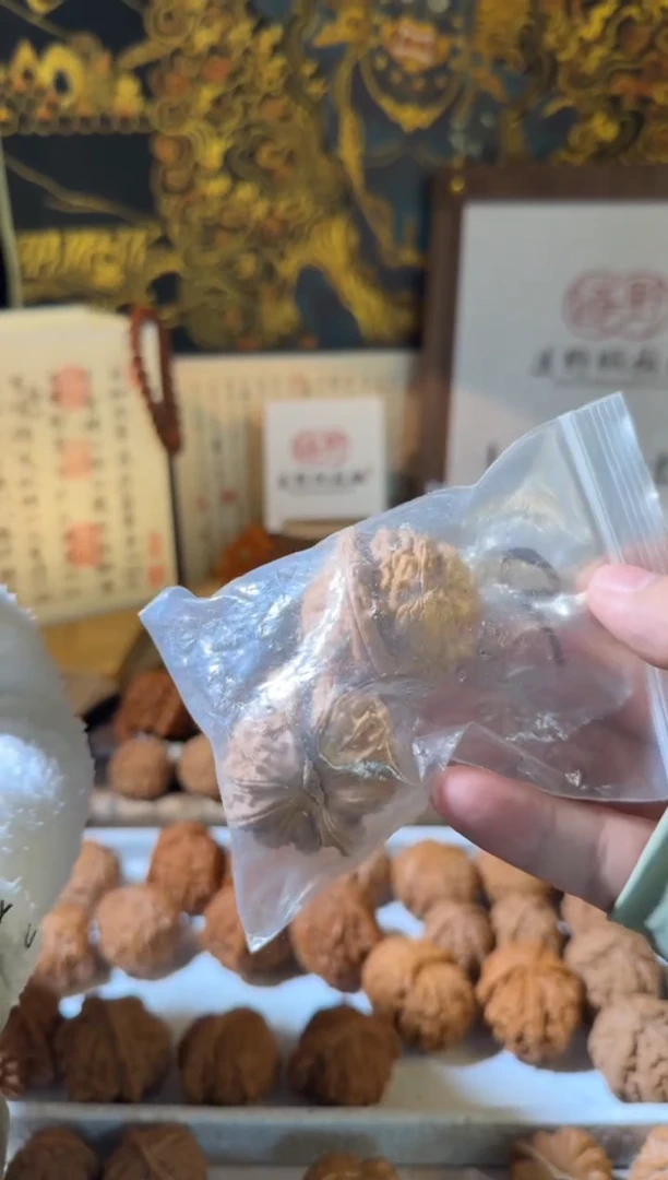 文玩核桃把件全品白狮子