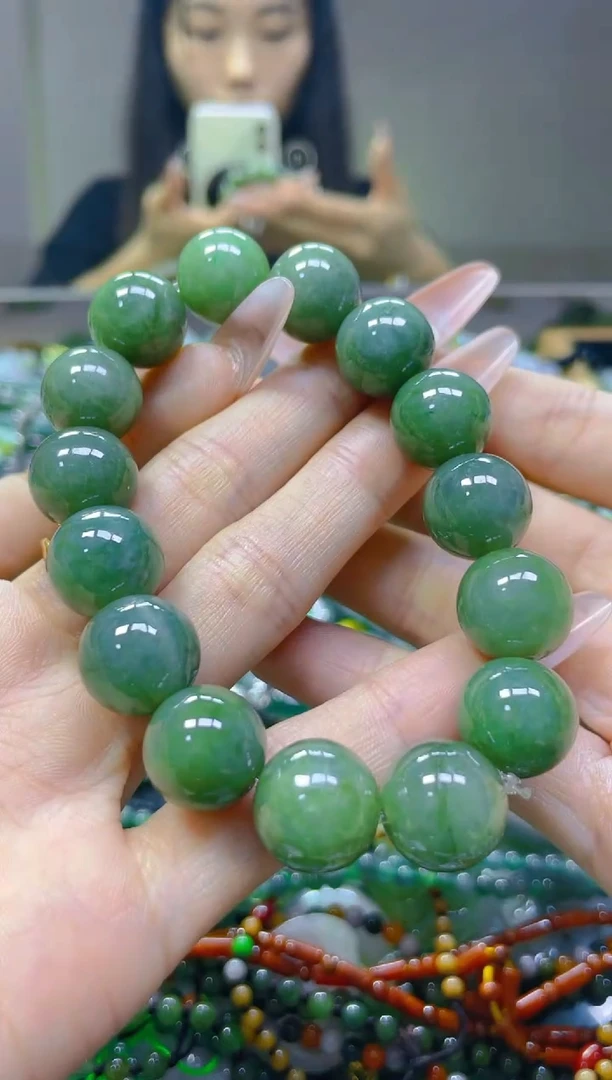 翡翠未镶嵌颈饰13MM/D/翡翠A货，一件也是批发价