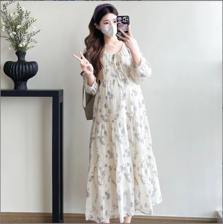 现322-8#2025新款韩版时尚重工刺绣减龄显瘦连衣裙超仙学姐裙子