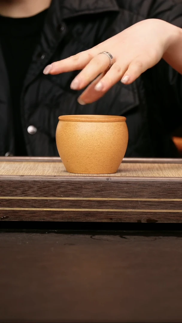 茶壶紫砂老宕口黄金段 风水缸杯