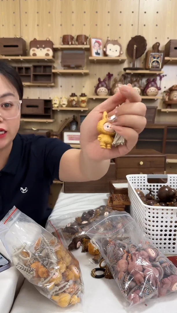 木黄金檀实木拉布布挂件