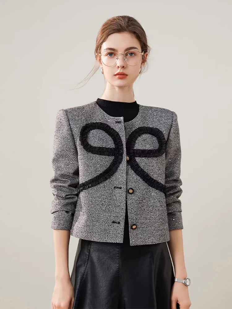 【款号28131】南油高货2025秋季新款 设计师千金风蝴蝶结小香外套