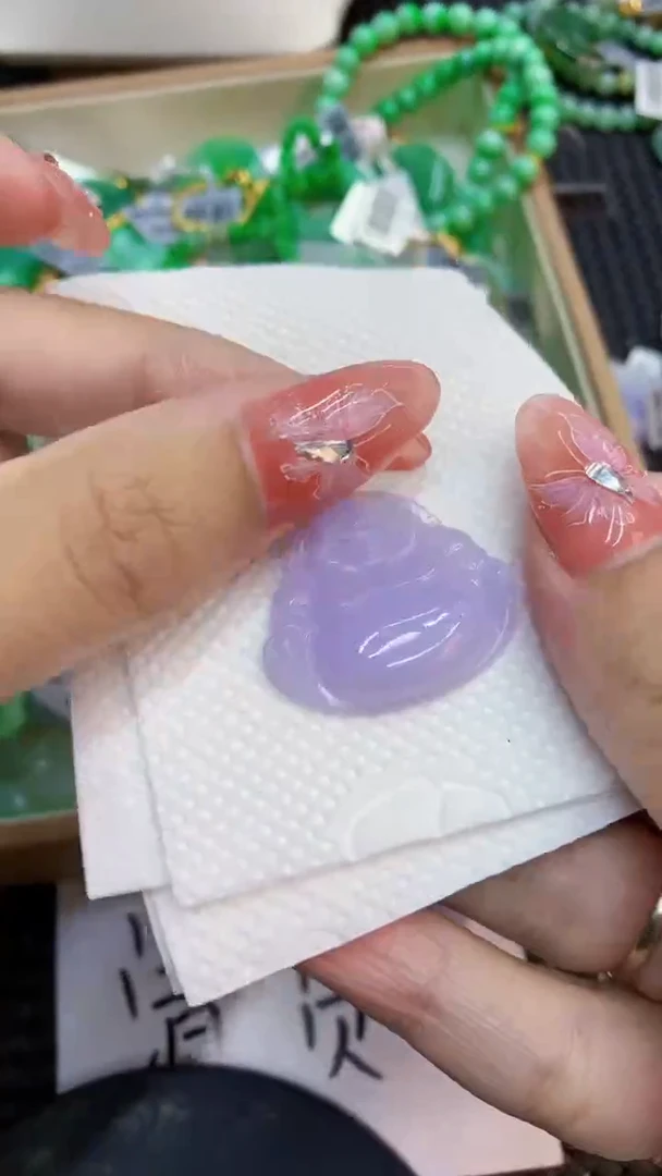 颈饰18K金镶嵌翡翠1