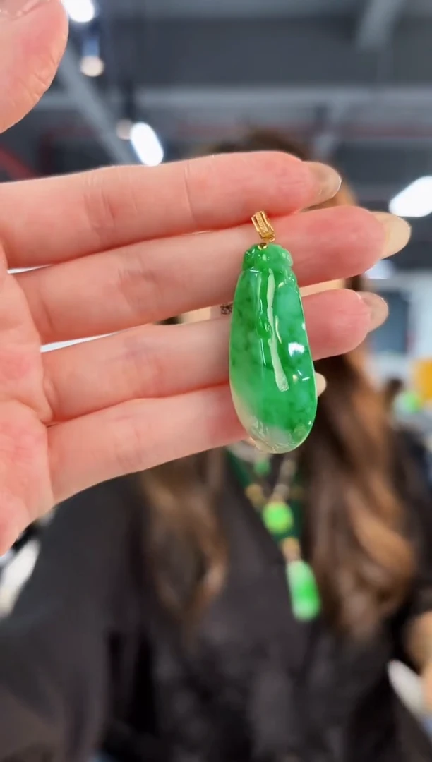 【闪购商品】翡翠颈饰18K金镶嵌 缅料A货/支持复检/一件