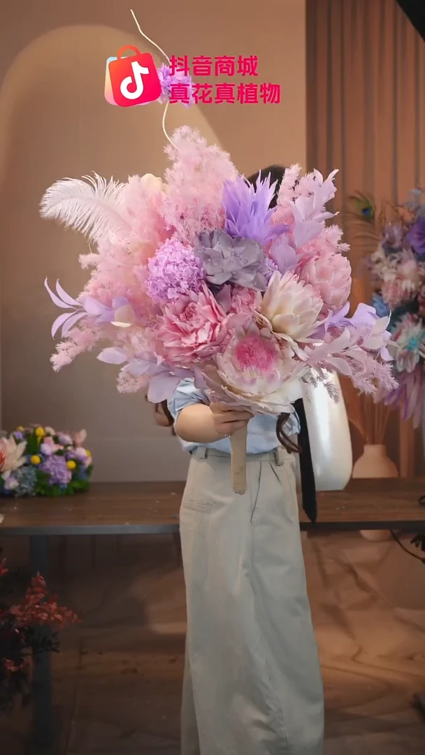 木：单花束不带花瓶