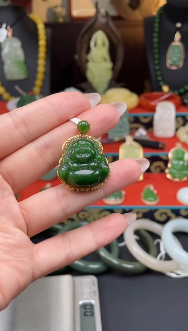 和田玉18K金镶嵌颈饰吊坠ge31