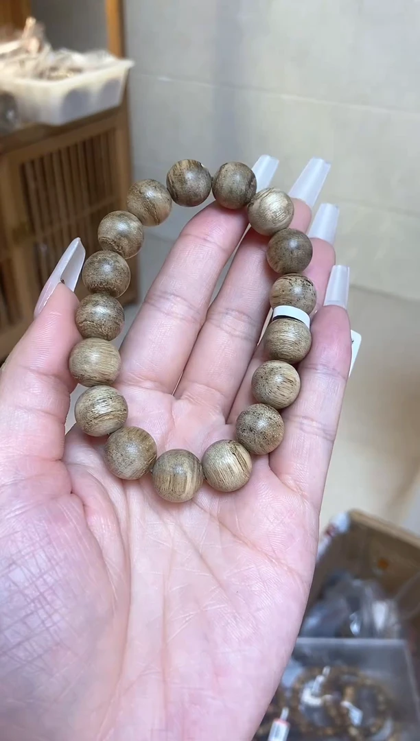 【闪购商品】沉香手串达拉干圆珠单圈虫漏1.3多样性发其一